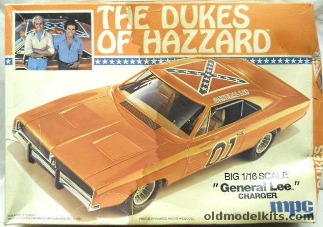 MPC 1/16 The Dukes of Hazzard 'General Lee' Dodge Charger, 1-3058 plastic model kit